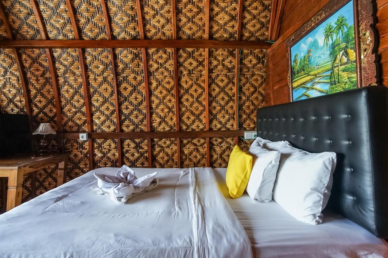 Road Beach Homestay Ped Экстерьер фото